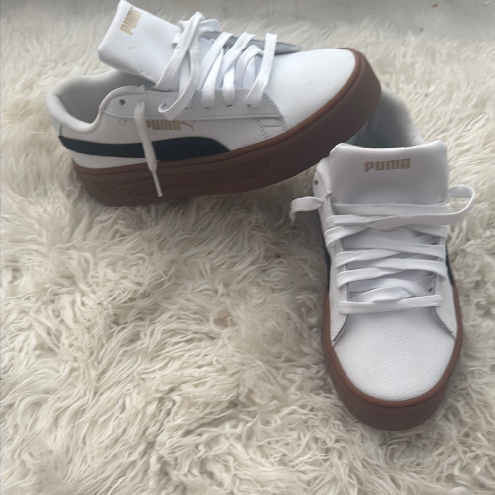 Puma White Sneakers with Brown Soles
